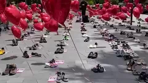 Thumbnail for Thank you Sydney, Australia for this beautiful tribute to bring our hostages home 💔